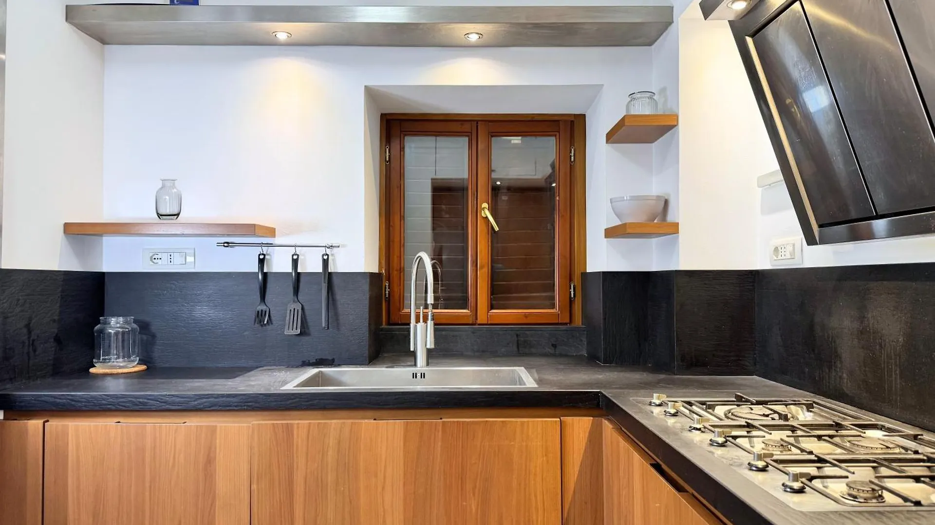 פלרמו Luxury Central Loft 0*,